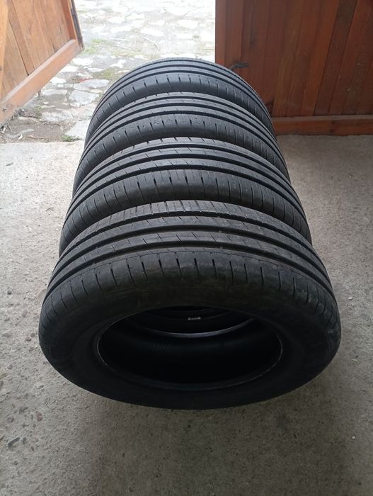 Продавам летни гуми BARUM 195/65/15 91H