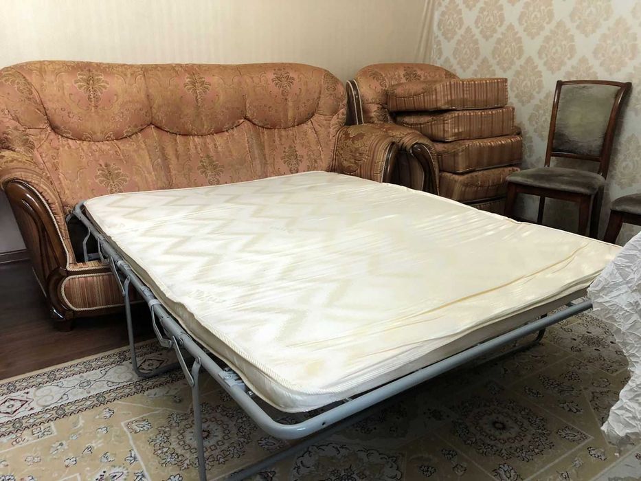 Диван и кресла 3+1+1