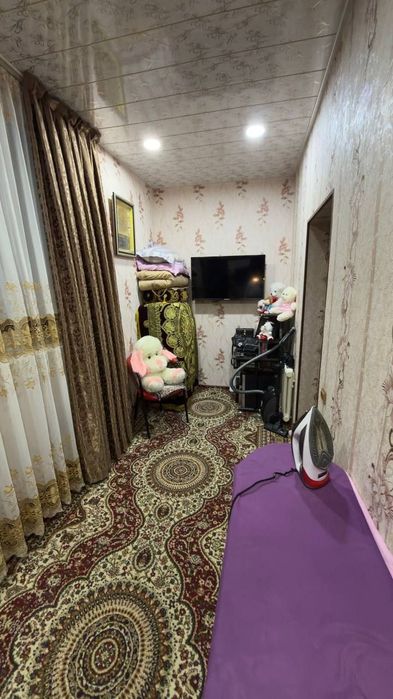 7 guzal tomonda 2 xonalik uy sotiladi