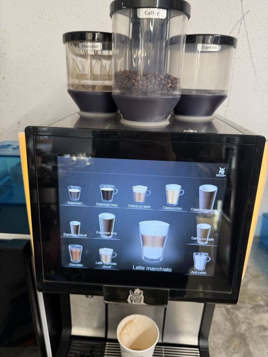 WMF 5000S+ plus Dynamic Milk,2xrasnite,1 instant,lapte proaspat