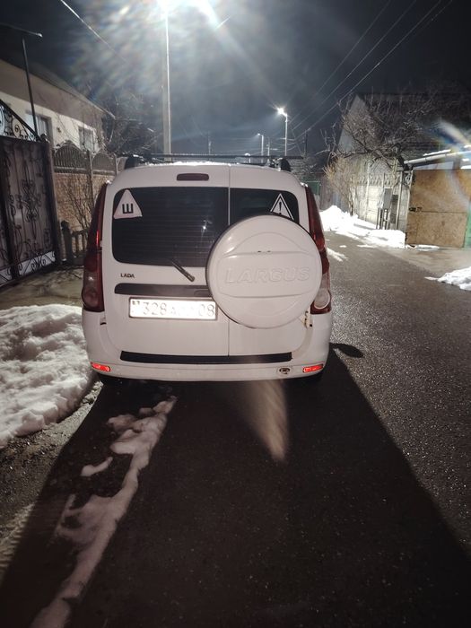 Машина ларгус рено