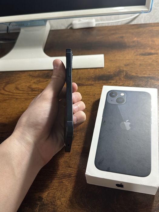 Iphone 13 89% без ремонта