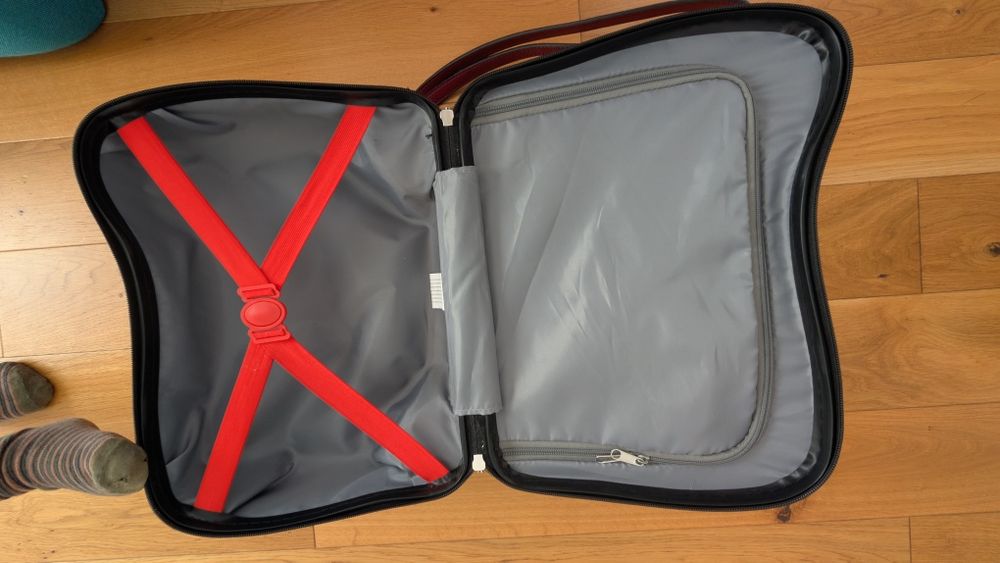 Valiză copii ride-on "Mașină de Pompieri"