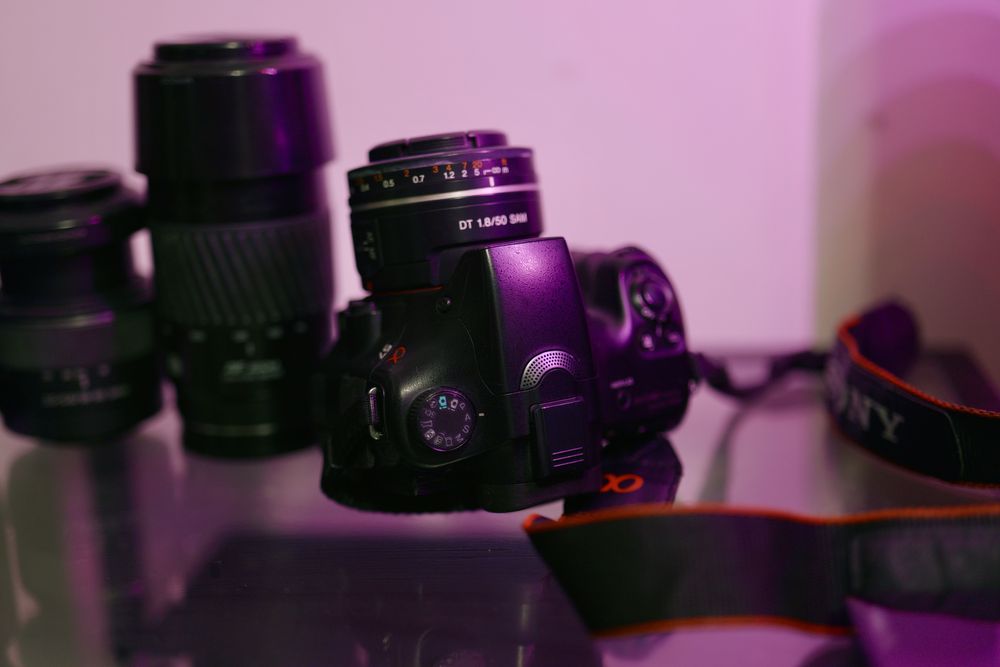 Sony A57 + 5 обектива + Manfrotto раница и аксесоари