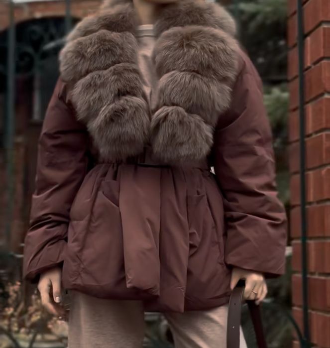 Новый зимний пуховик с искусственным мехом