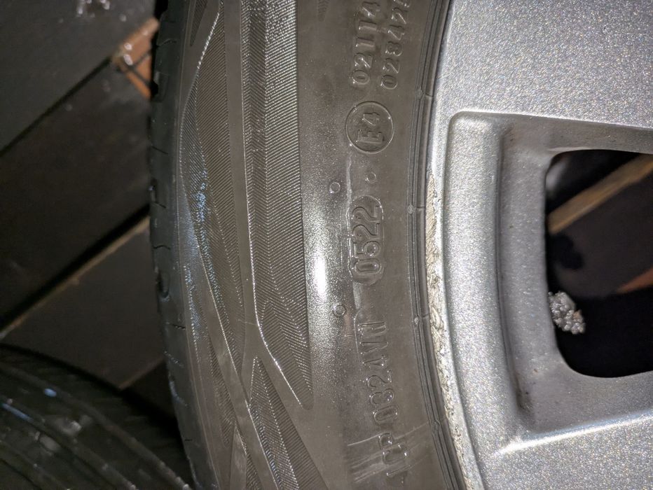 Continental EcoContact 235/50R19