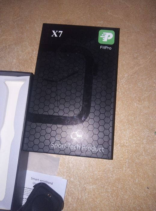 Продам новые часы