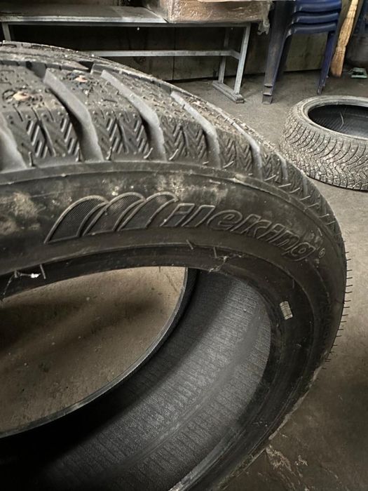 Продам новые ileking шины, 2 колеса