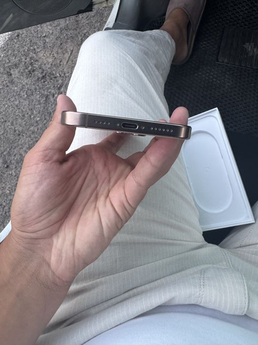 iPhone 16про мах 256 срочно