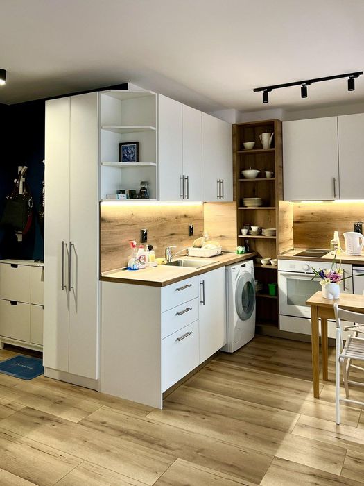 Дава се под наем Едностаен апартамент в Бургас, Сарафово - 40 кв.м за 408 € - Снимка #1