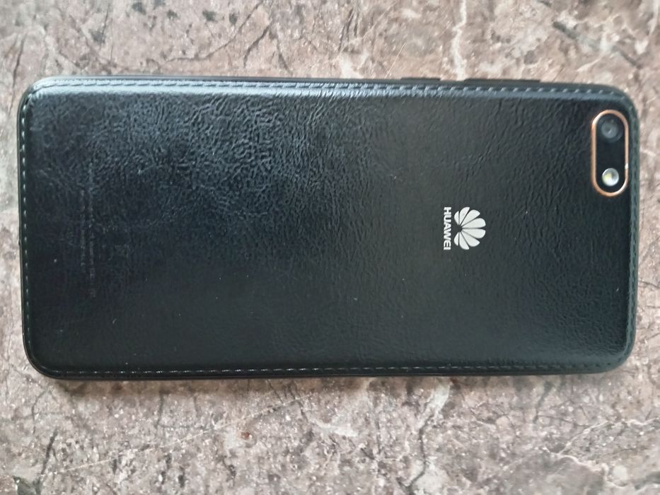 Продам телефон срочно