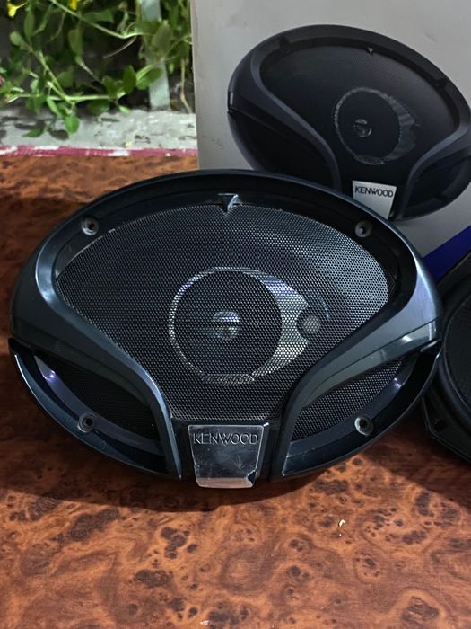 kalonka sotiladi KENWOOD