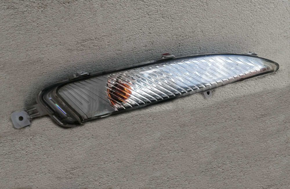 semnalizatoare Opel Astra J facelift 100 lei