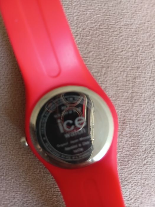 Часы ice watch  новые