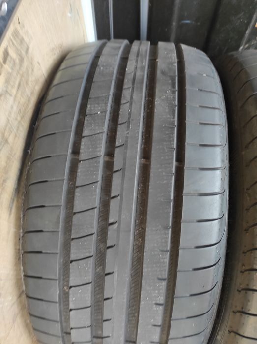 255/40/18 225/45/18 Goodyear