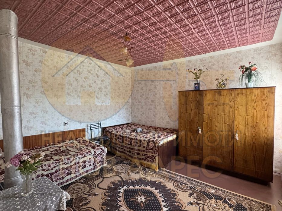 Продава се Къща в с. Съединение, Област Търговище - 120 кв.м за 362 €/кв.м - Снимка #13