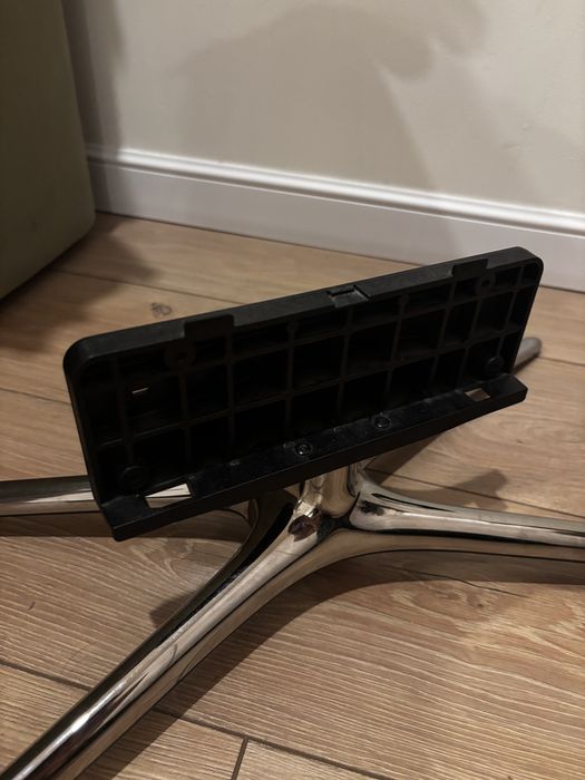 Подставка под телевизор