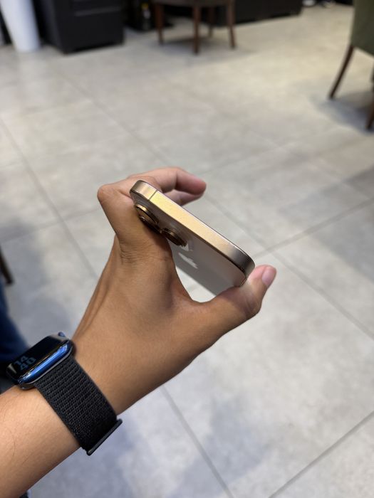 Iphone 16 pro max 256 - 95