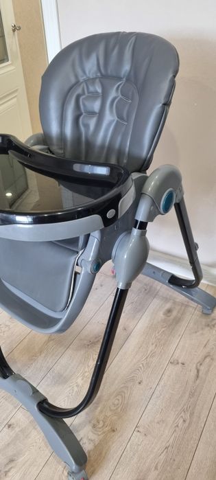 Детский стул на колесах