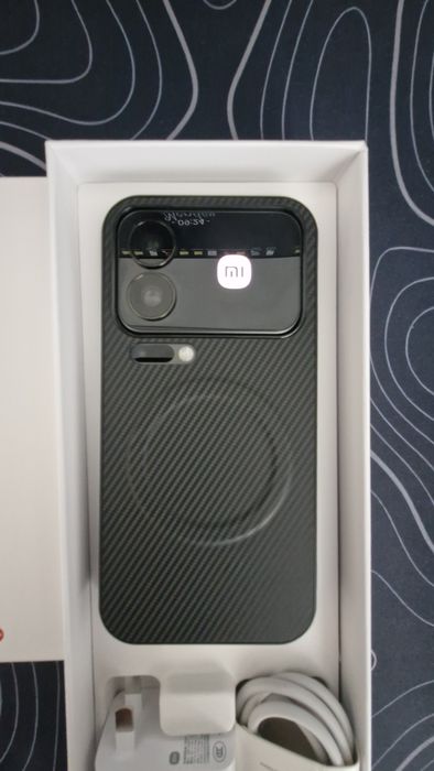 Смартфон Xiaomi 17 pro