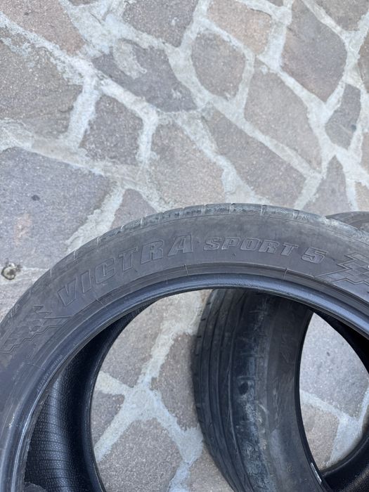 Vand 2 anvelope vara 245 45 19 R Maxxis