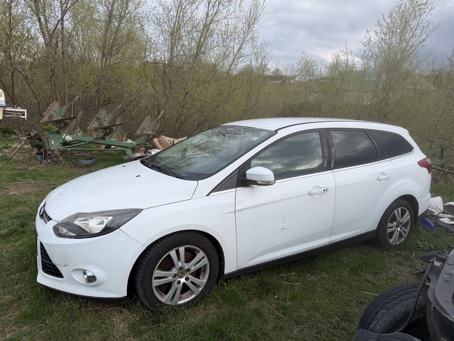 Dezmembrez ford focus 2.0 tdci