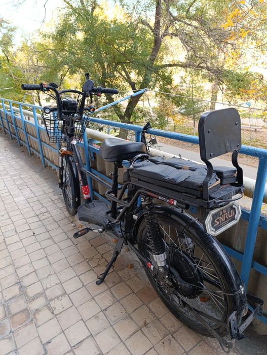 skuter 2ta akkumlator bor