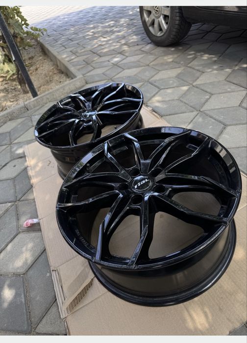 Jante RIAL R18 5x112