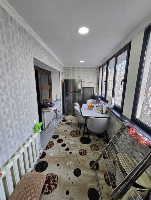 Новомосковская 2 комнатная 2 этаж Ипотека Можно Кафе Вечер