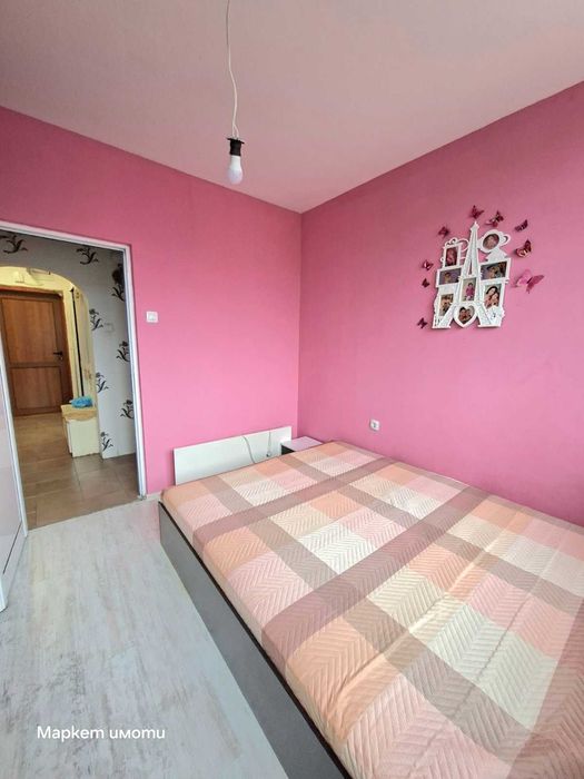 Обзаведен тристаен апартамент