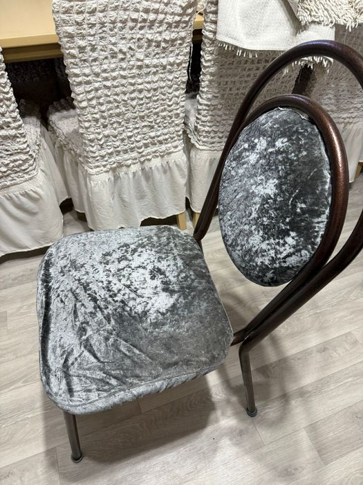 Металлические стулья