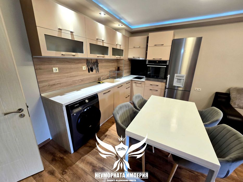 Дава се под наем Тристаен апартамент в Асеновград - 87 кв.м за 360 € - Снимка #1