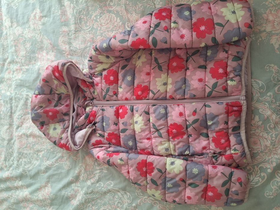 Връхни дрешки за момиче 122