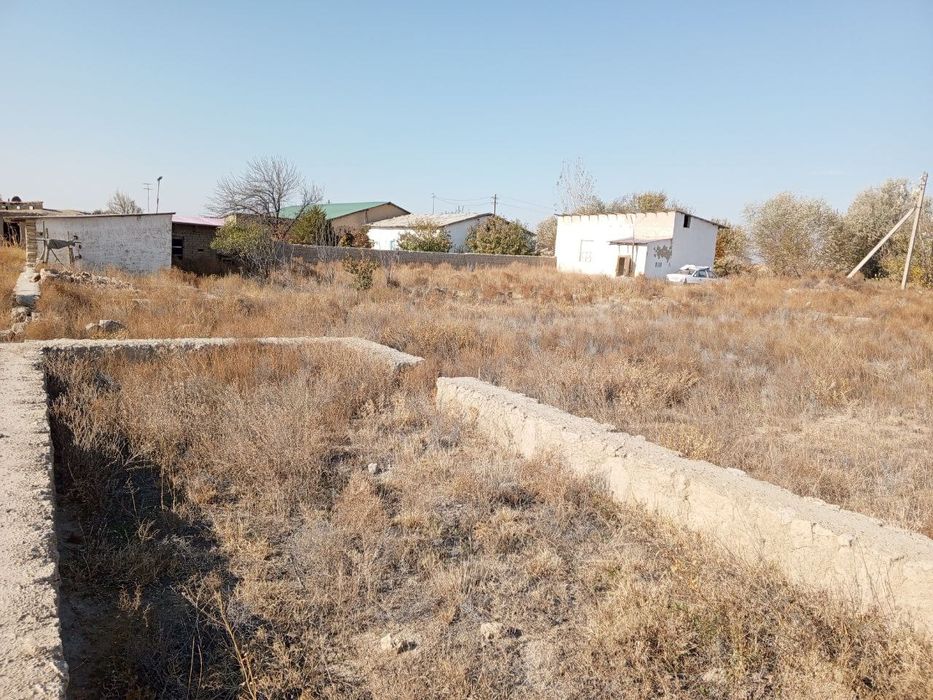 Uy sotiladi.Srochno!