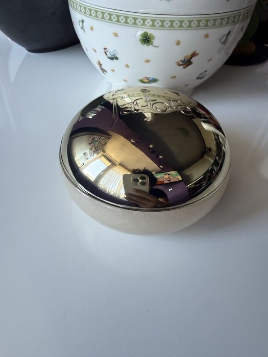 Jadore shimmering scrub