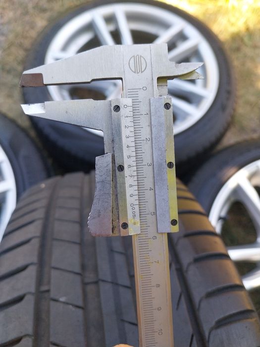 Алуминиеви джанти БМВ/BMW 5x120х17 8J ET30 с гуми Pirelli 225 45 17