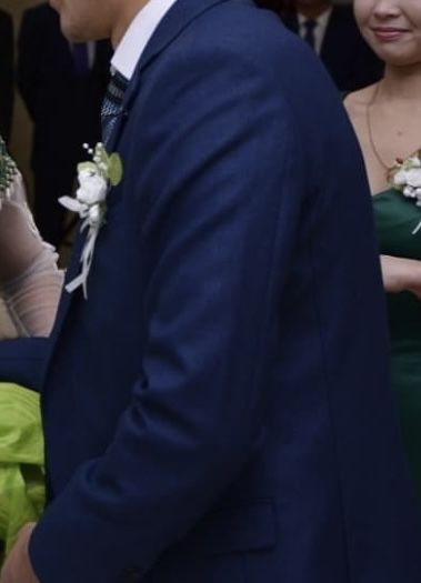 Продам очень хороший костюм