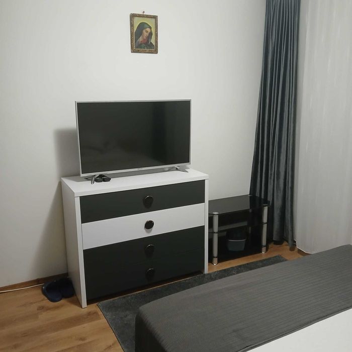 Caut coleg apartament