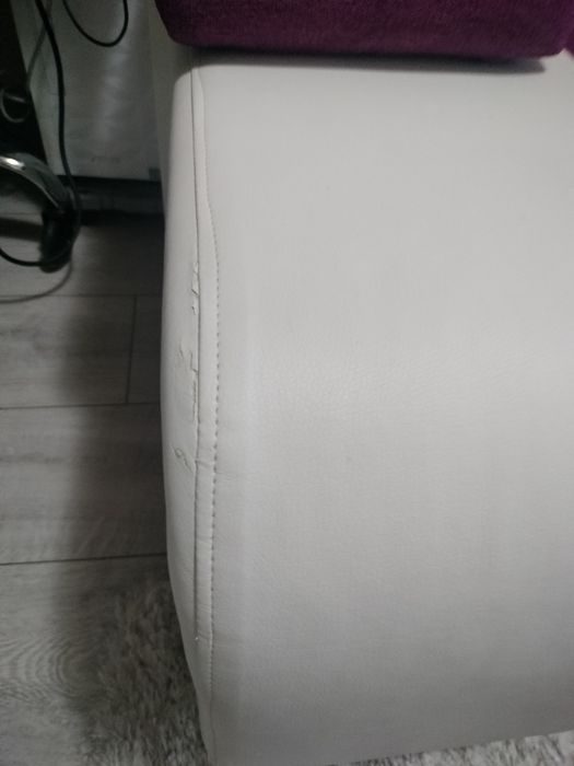 Vând canapea tip coltar