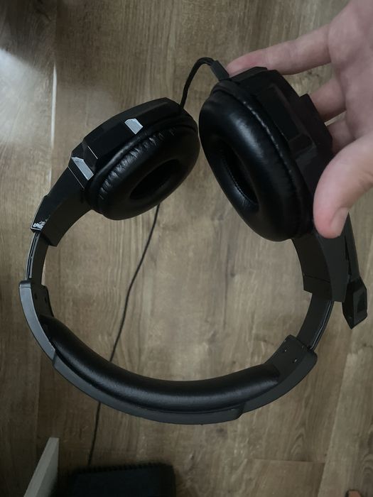 Игровые наушники G9000.