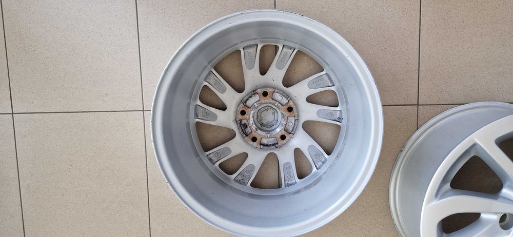 Оригинални джанти 16" Renault 5x114.3