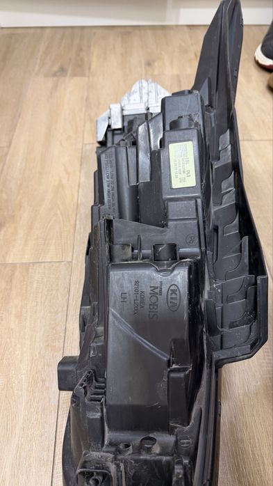 Фара передняя левая Киа К5