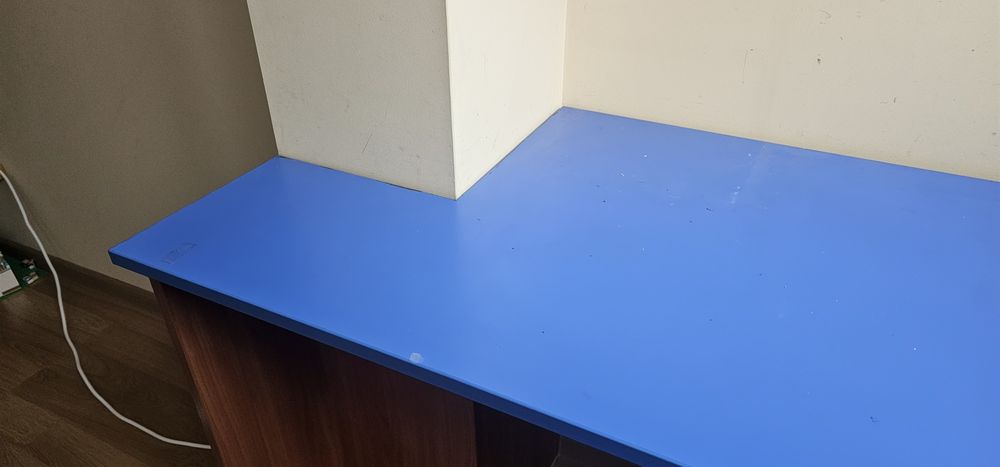 Бюро за усвоен балкон