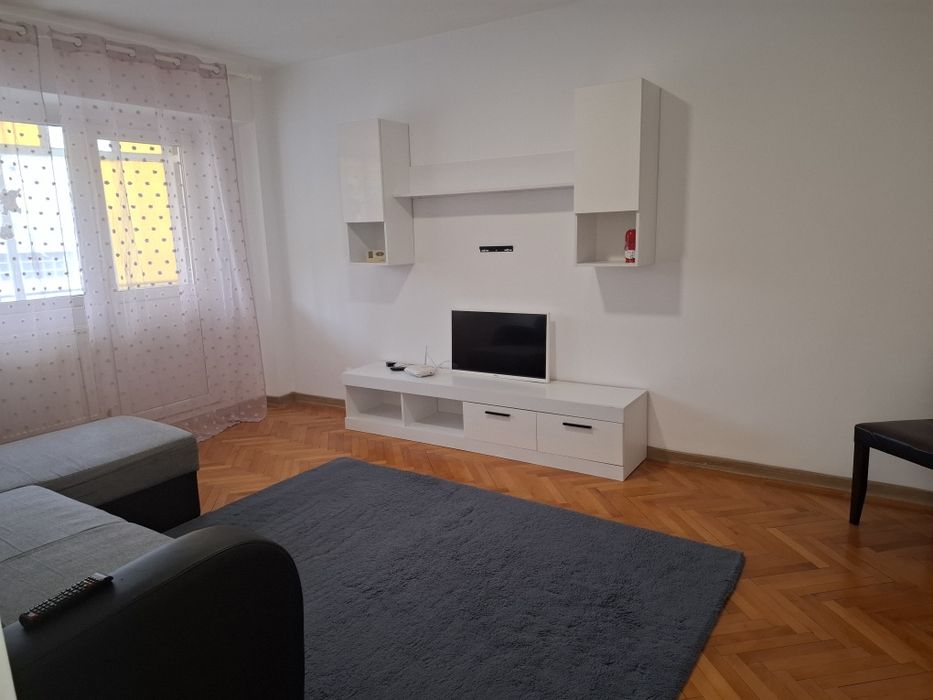 Apartament de inchiriat