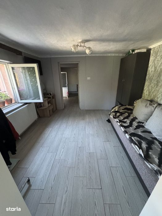 Casă cu pivniță și curte Sector 5 Soseaua Bucuresti-Magurele