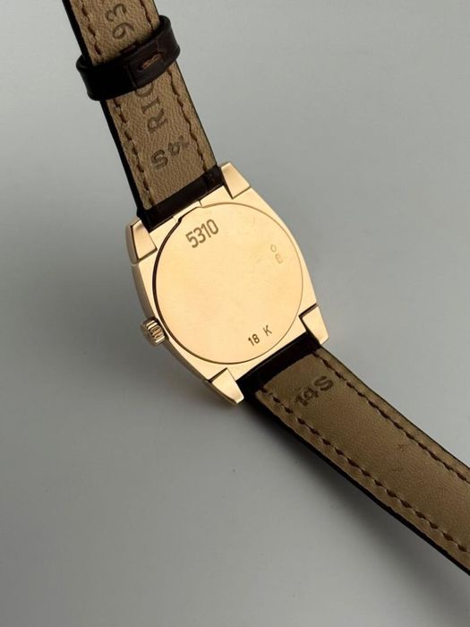 Золотые часы Rolex