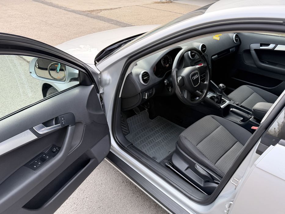 Audi A3 Sportback Facelift 2.0 TDI 140 CP RATE 350 lei AVANS 0 GARANTIE 12 LUNI BUY BACK