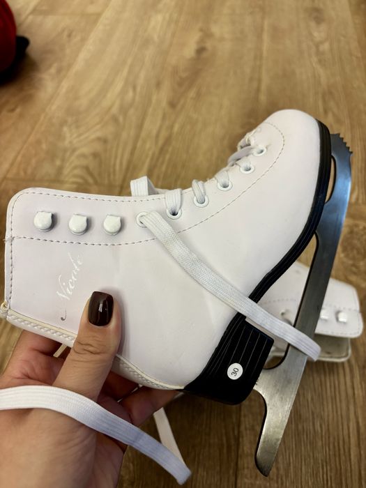 Коньки для девочки