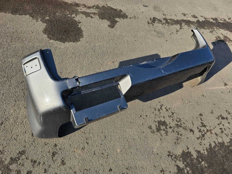 Бампер на SUZUKI