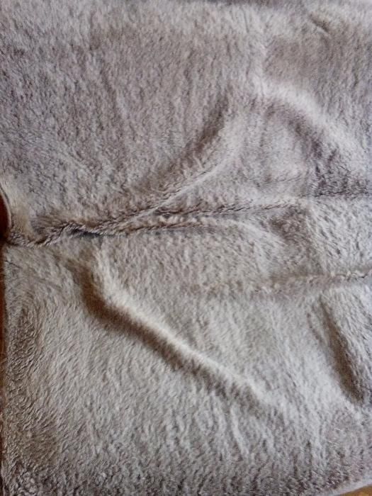 Одеала, домашно тъкани завивки, чаршафи